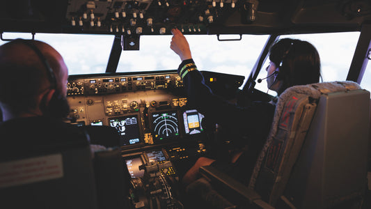 6 Dinge, die wir von Pilot:innen über Führung lernen können