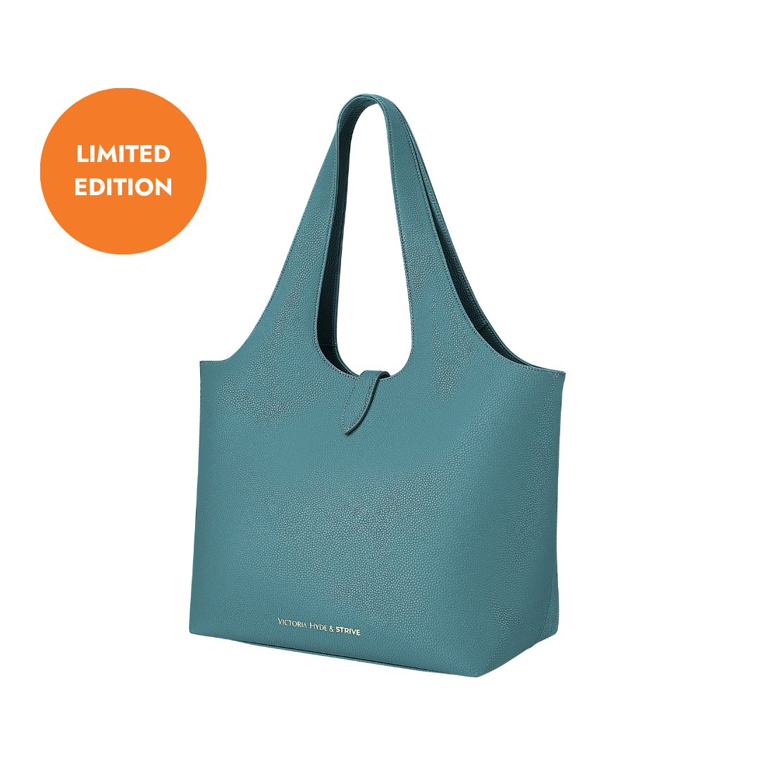 Victoria Hyde x STRIVE Handtasche