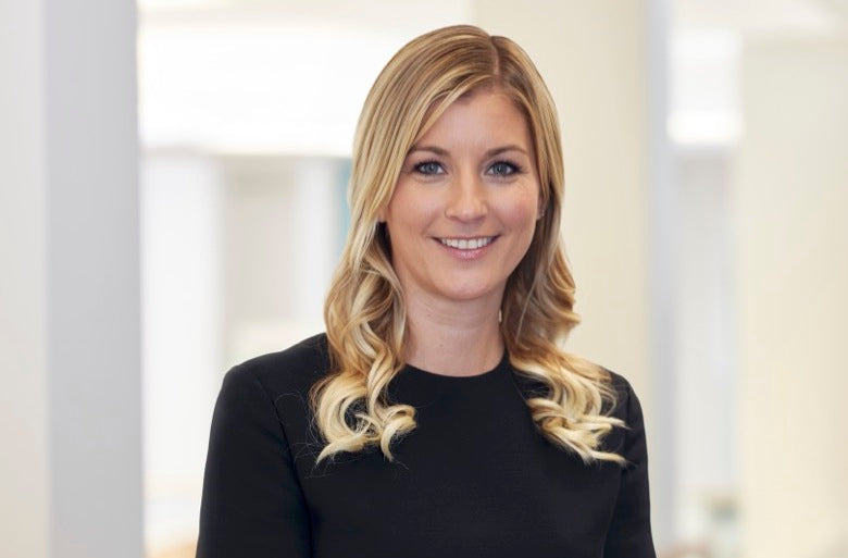 Christine hat gegründet - damit an Diamanten kein Blut mehr klebt