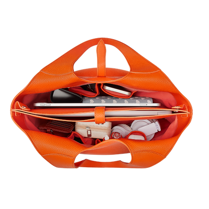 Victoria Hyde x STRIVE Handtasche